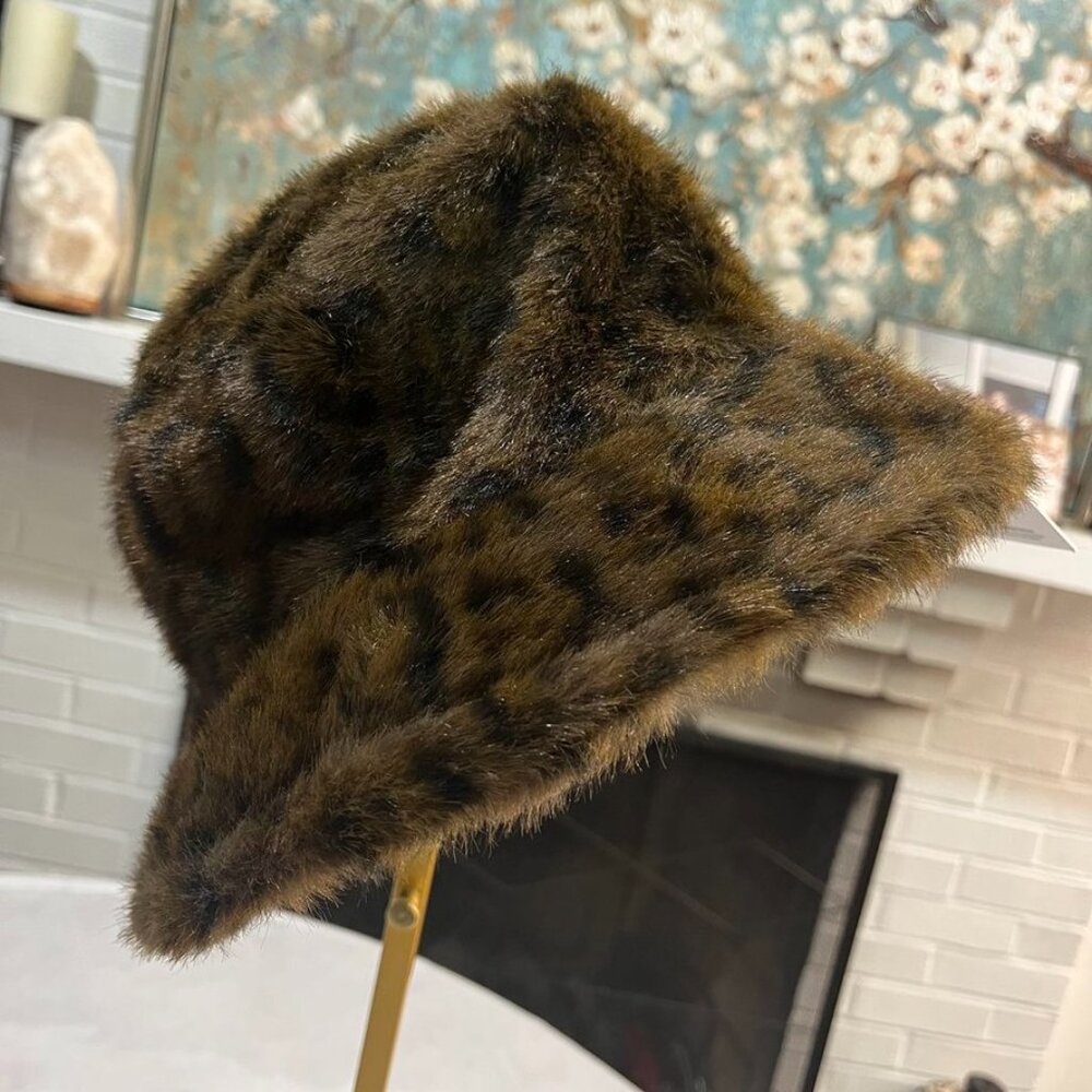 BP. Faux Fur Leopard Print Bucket Hat Brown Black Plush One Size Nordstrom NWT - Picture 3 of 12
